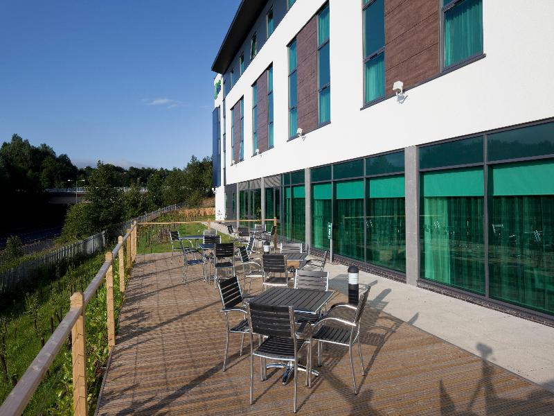Holiday Inn Express Burnley - Teras