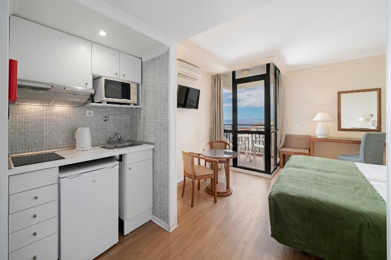 Mimosa Studio Hotel - Oda