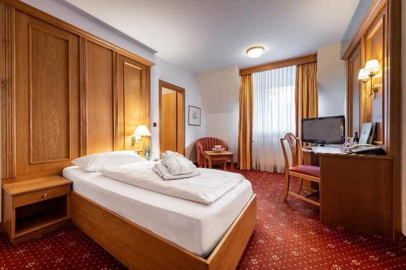 VILA VITA Burghotel Dinklage - Oda