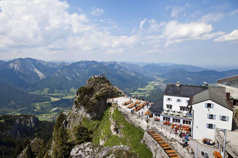 Hotel St. Georg GmbH - Aktivite