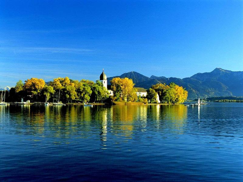 Hotel St. Georg GmbH - Genel