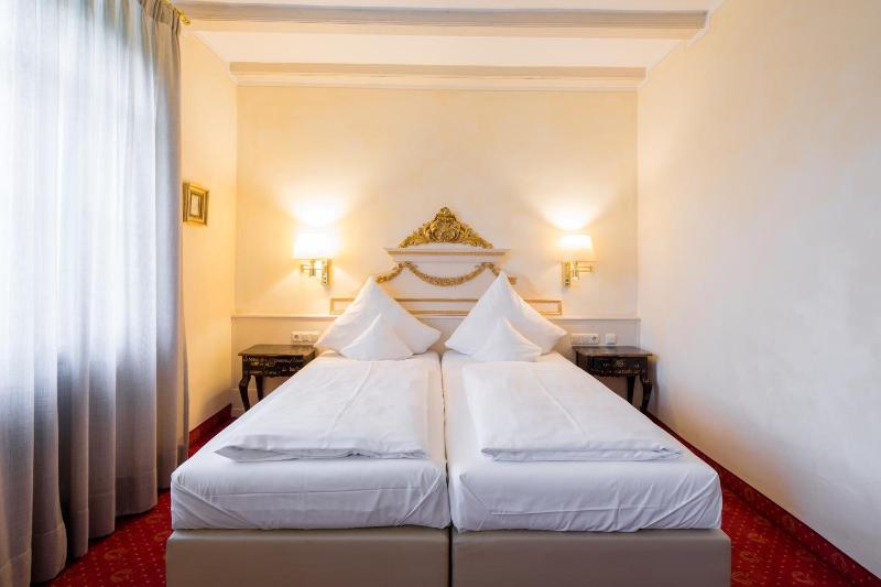 Romantik Hotel & Restaurant Fürstenhof - Genel