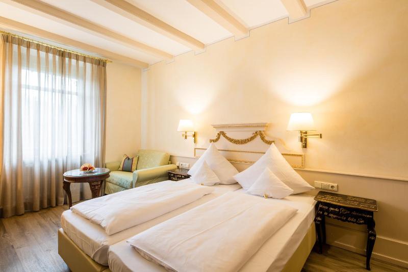 Romantik Hotel & Restaurant Fürstenhof - Genel