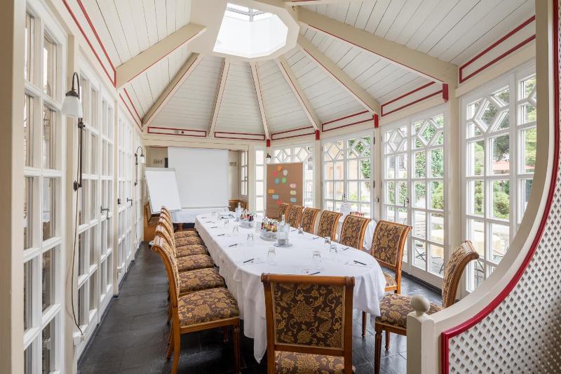 Romantik Hotel & Restaurant Fürstenhof - Genel