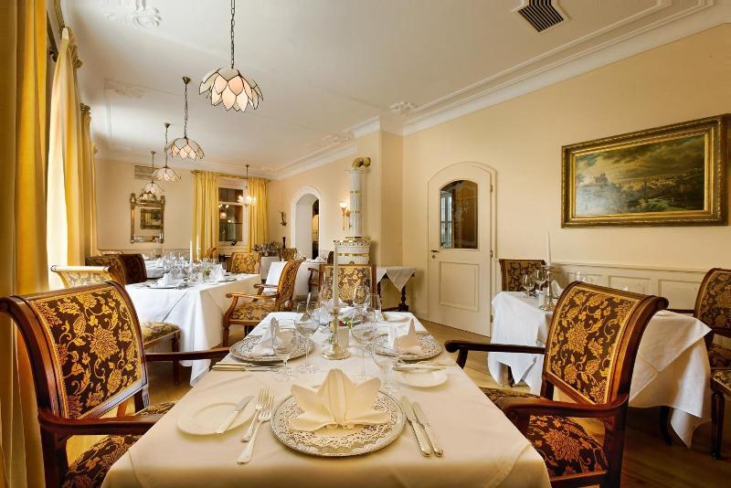 Romantik Hotel & Restaurant Fürstenhof - Genel