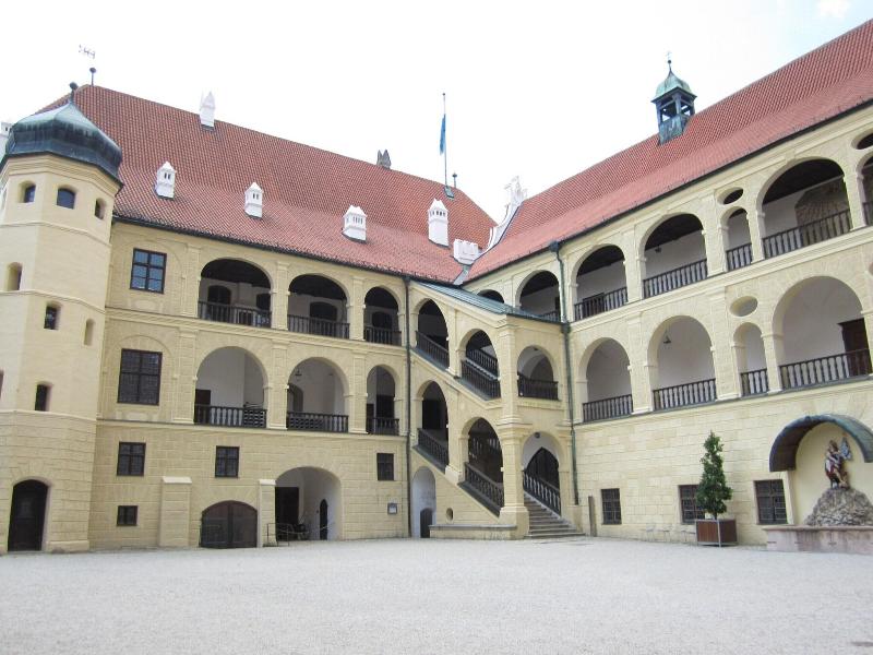 Romantik Hotel & Restaurant Fürstenhof - Genel
