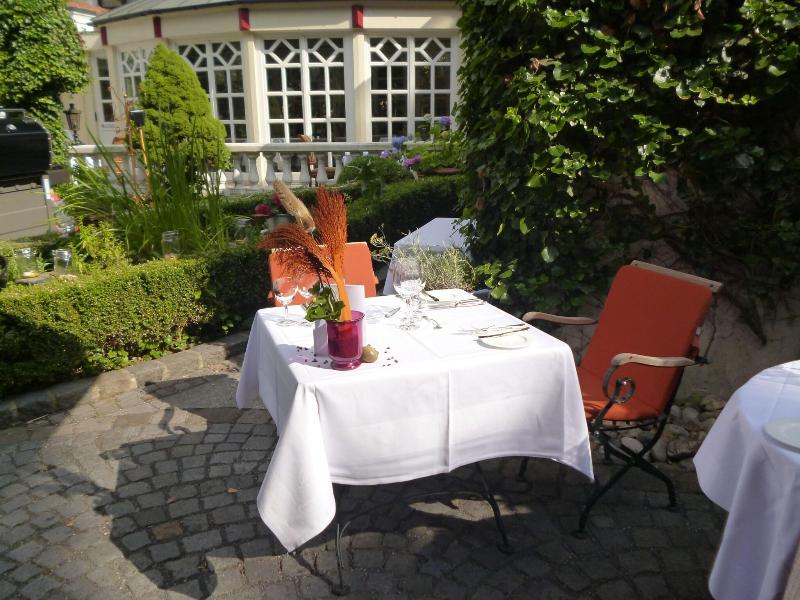 Romantik Hotel & Restaurant Fürstenhof - Teras