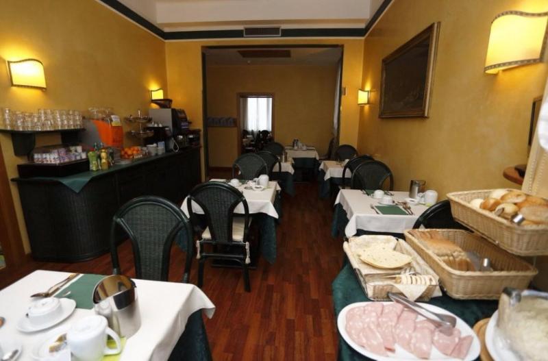 Estense - Bar