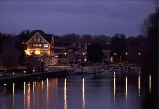 The Thames otel fotoğrafı