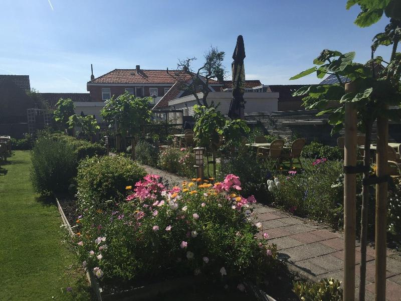 Valkenhof - Genel