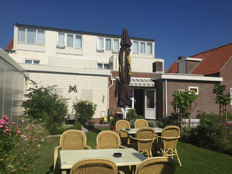 Valkenhof - Genel