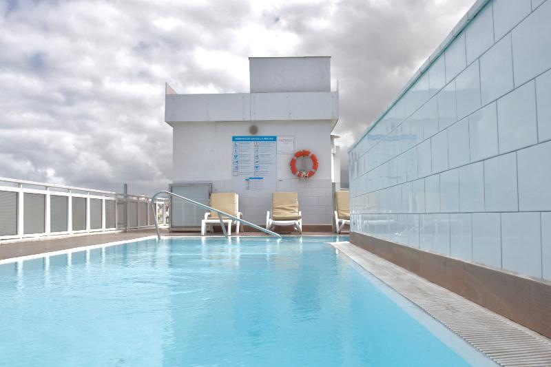 Park Plaza - Havuz