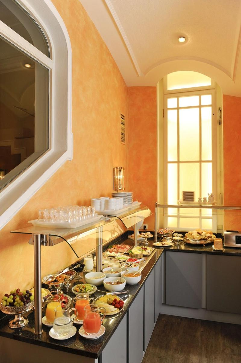 Splendid Dollmann - Restoran