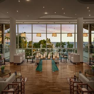 Mediterranean Beach otel fotoğrafı
