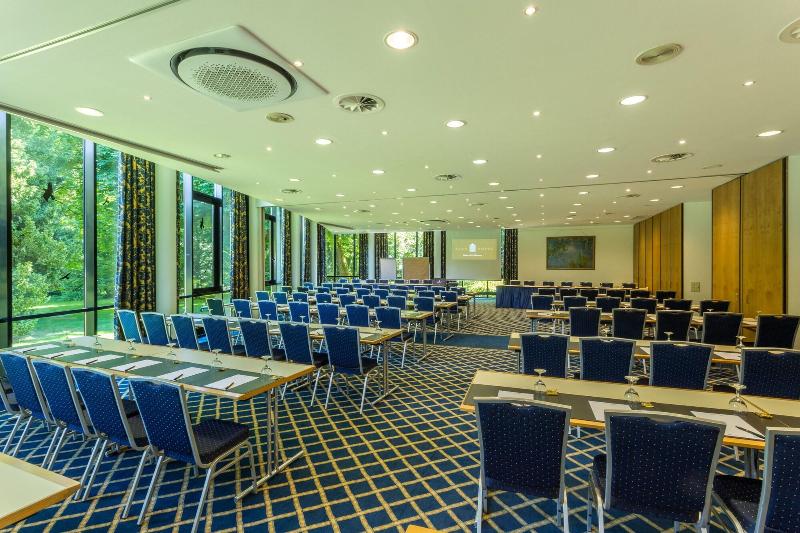 Schloss Hohenfeld Parkhotel - Toplantı