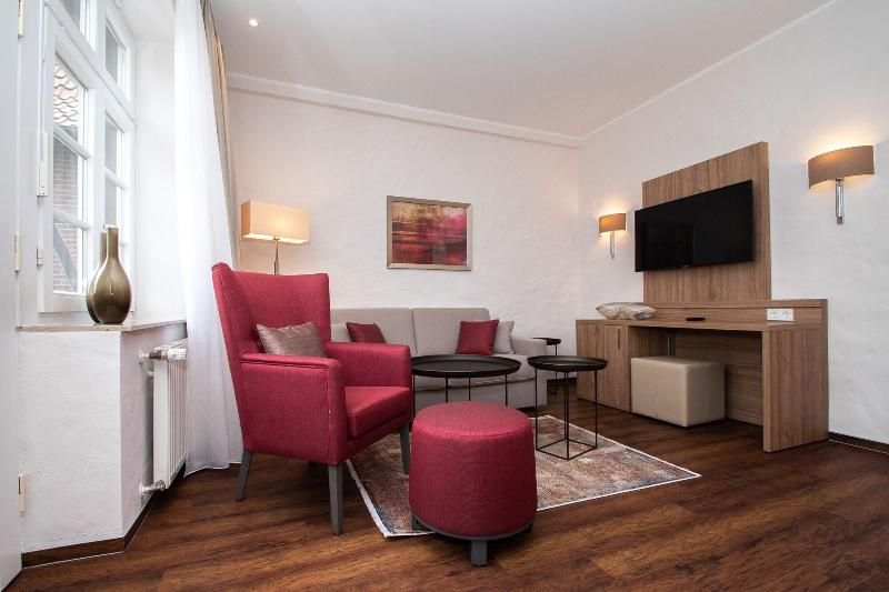 Schloss Hohenfeld Parkhotel - Oda