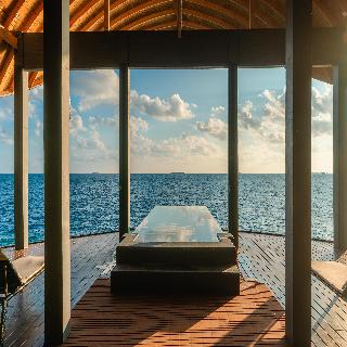 OUTRIGGER Maldives Maafushivaru Resort fotoÄŸrafÄ±