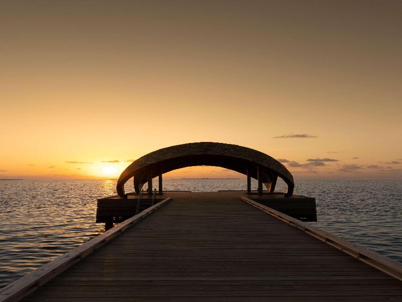 OUTRIGGER Maldives Maafushivaru Resort - Genel