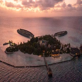OUTRIGGER Maldives Maafushivaru Resort fotoÄŸrafÄ±