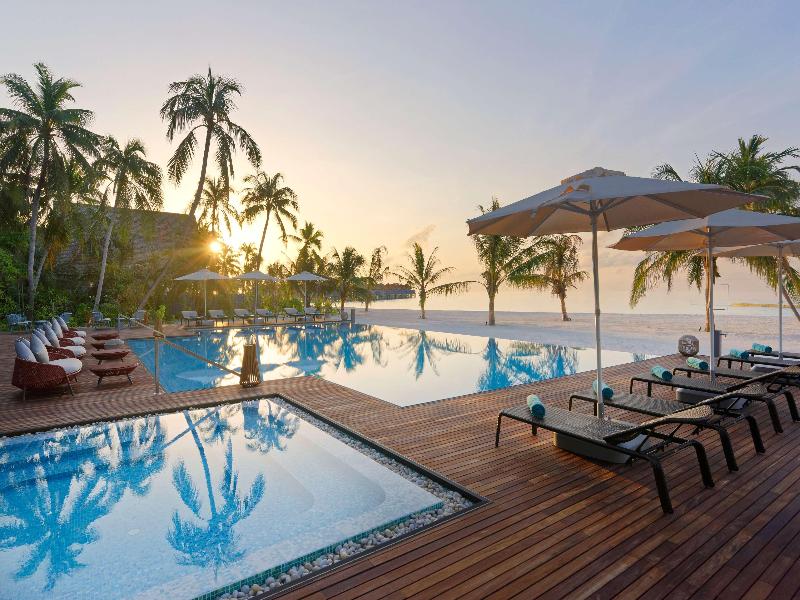 OUTRIGGER Maldives Maafushivaru Resort - Havuz
