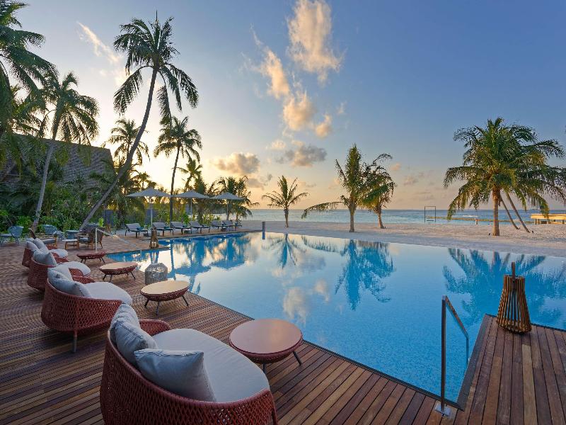 OUTRIGGER Maldives Maafushivaru Resort - Havuz