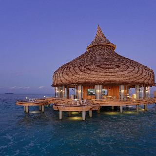 OUTRIGGER Maldives Maafushivaru Resort fotoÄŸrafÄ±
