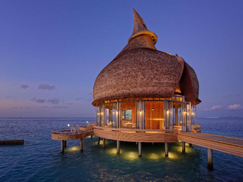 OUTRIGGER Maldives Maafushivaru Resort - Restoran