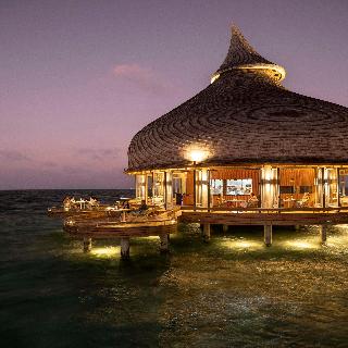OUTRIGGER Maldives Maafushivaru Resort fotoÄŸrafÄ±