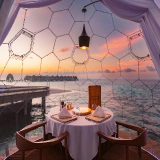 OUTRIGGER Maldives Maafushivaru Resort fotoÄŸrafÄ±