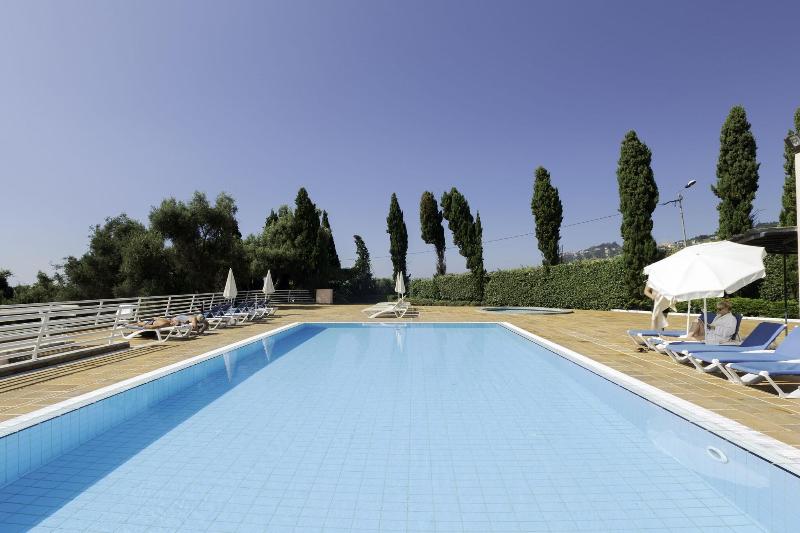 Quinta do Estreito Vintage House - Havuz
