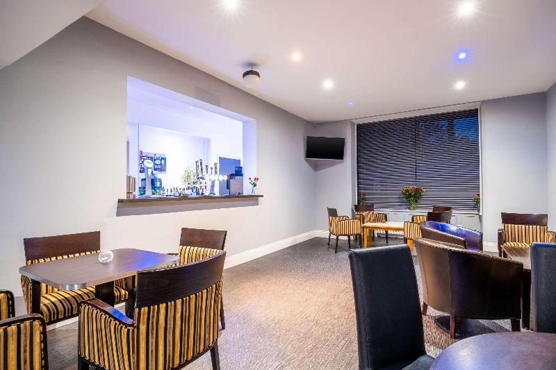 Broadfield Park Hotel - Bar