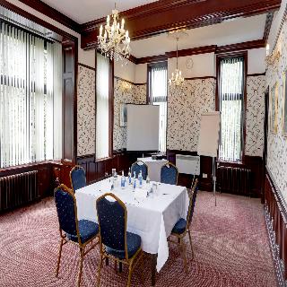 Broadfield Park Hotel fotoÄŸrafÄ±