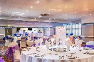 Broadfield Park Hotel fotoÄŸrafÄ±