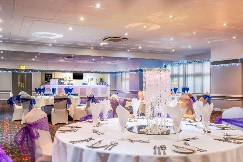 Broadfield Park Hotel - Toplantı