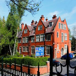 Broadfield Park Hotel fotoÄŸrafÄ±