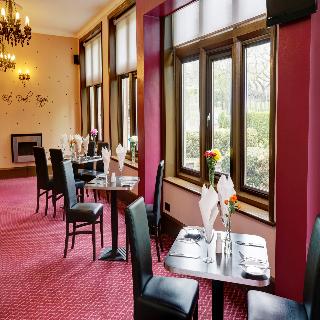 Broadfield Park Hotel fotoÄŸrafÄ±