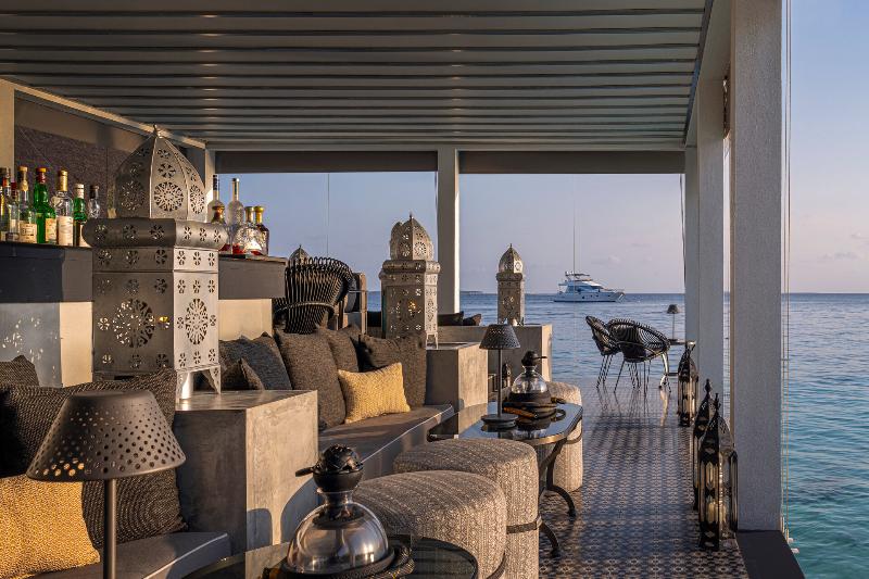 Four Seasons Resort Maldives at Landaa Giraavaru - Bar