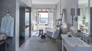 Four Seasons Resort Maldives at Landaa Giraavaru fotoÄŸrafÄ±
