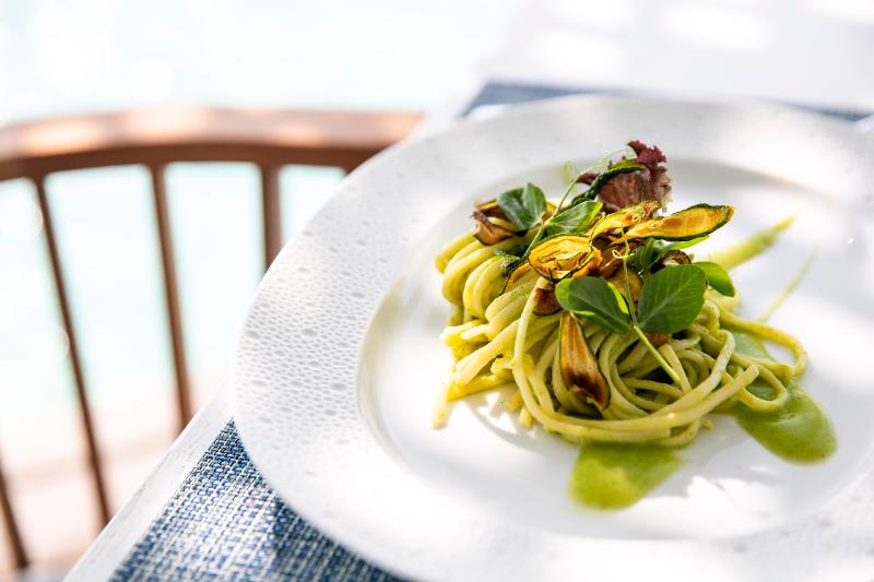 Four Seasons Resort Maldives at Landaa Giraavaru - Restoran