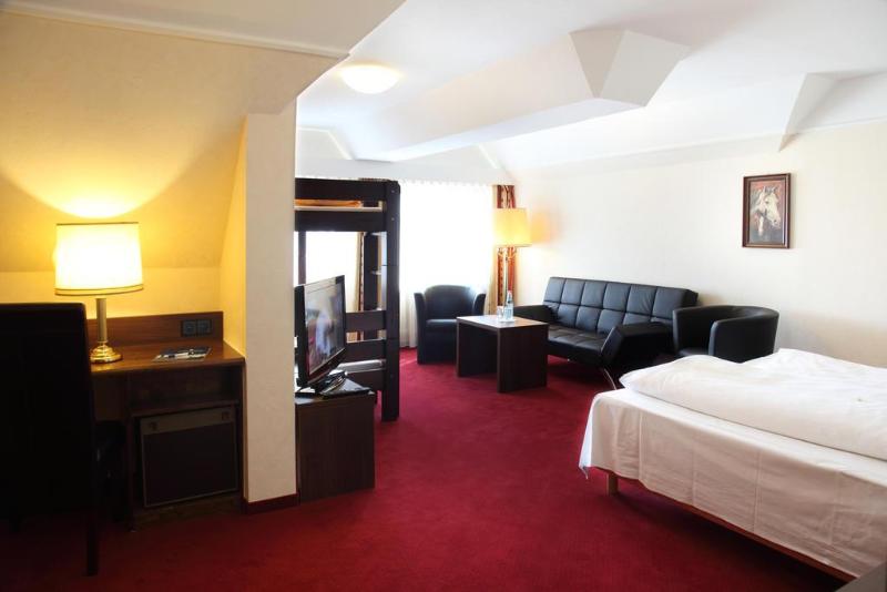 Lobinger Hotel Weisses Ross - Genel