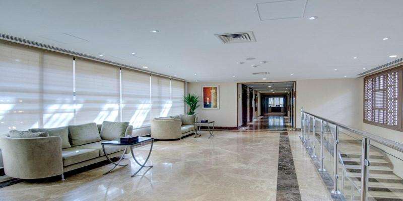 Crowne Plaza Madinah - Lobi