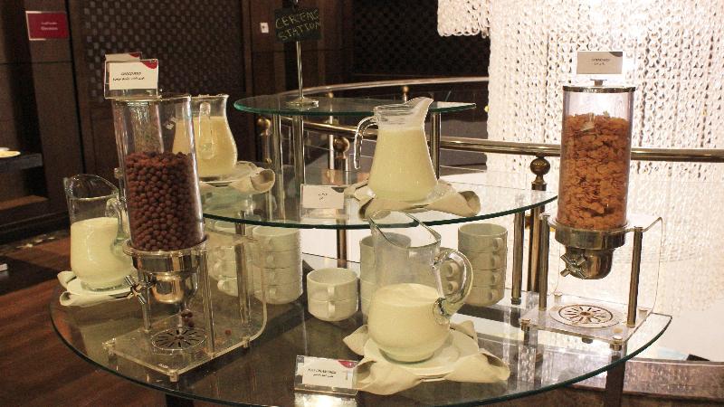 Crowne Plaza Madinah - Restoran