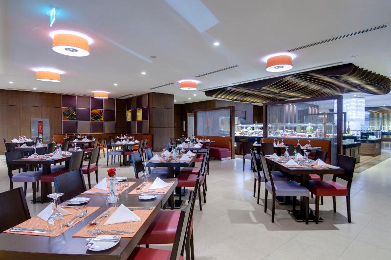 Crowne Plaza Madinah - Restoran