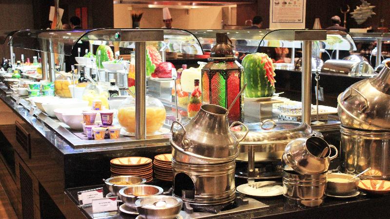 Crowne Plaza Madinah - Restoran