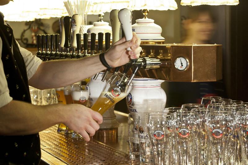 Erdinger Weissbräu - Bar