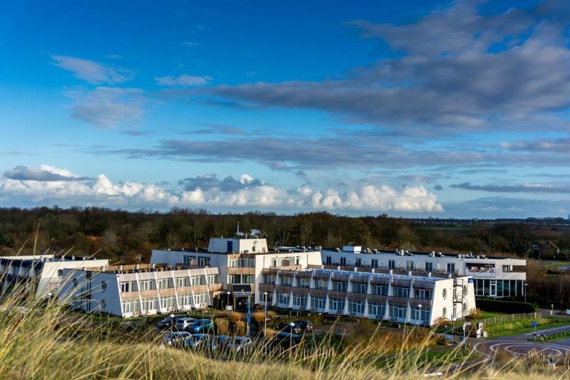 Strandhotel Westduin - Genel