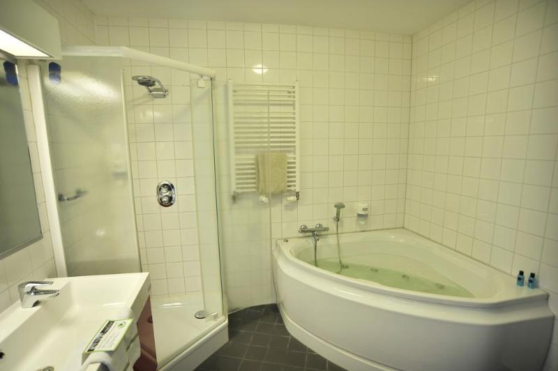 Strandhotel Westduin - Genel