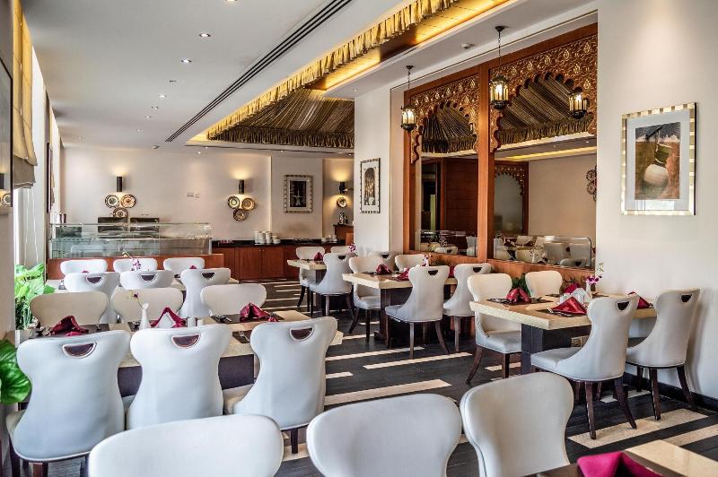 The Platinum Hotel - Bar