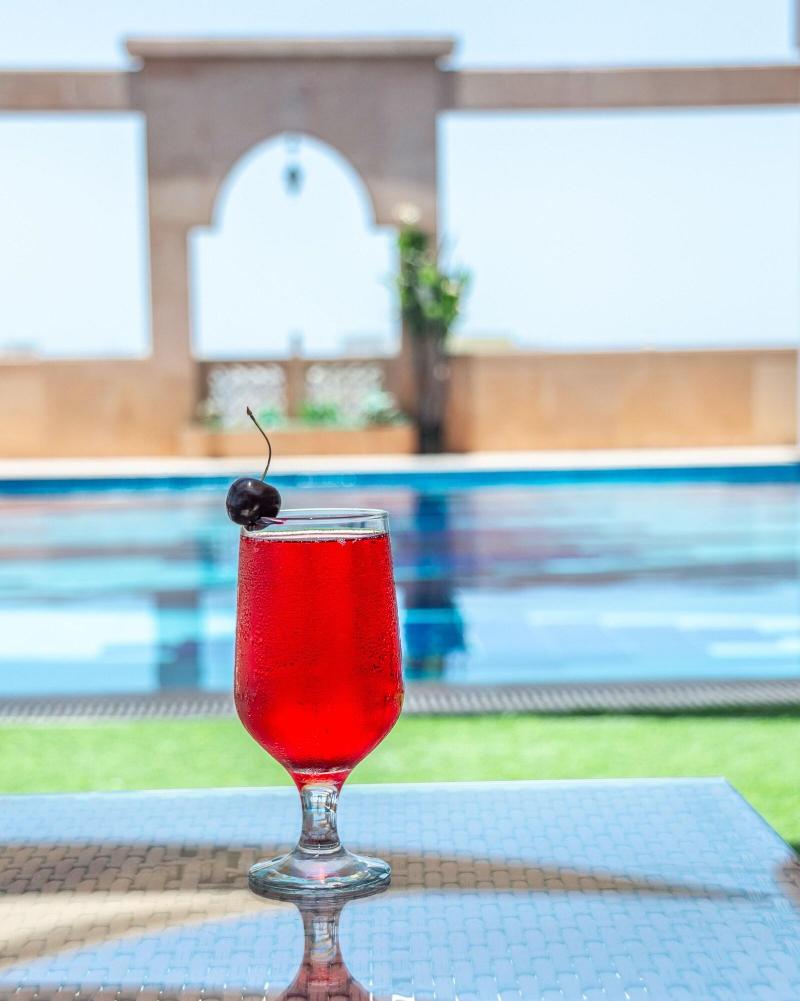 The Platinum Hotel - Havuz