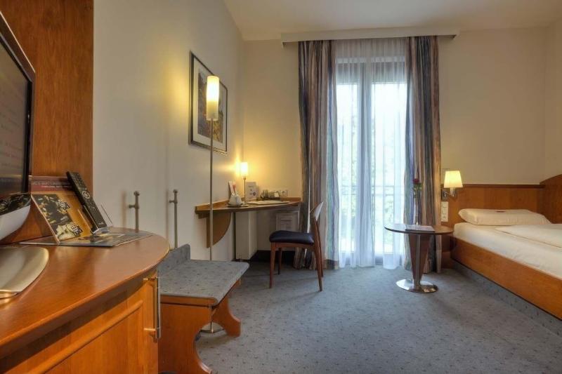 Hotel Schiller - Oda